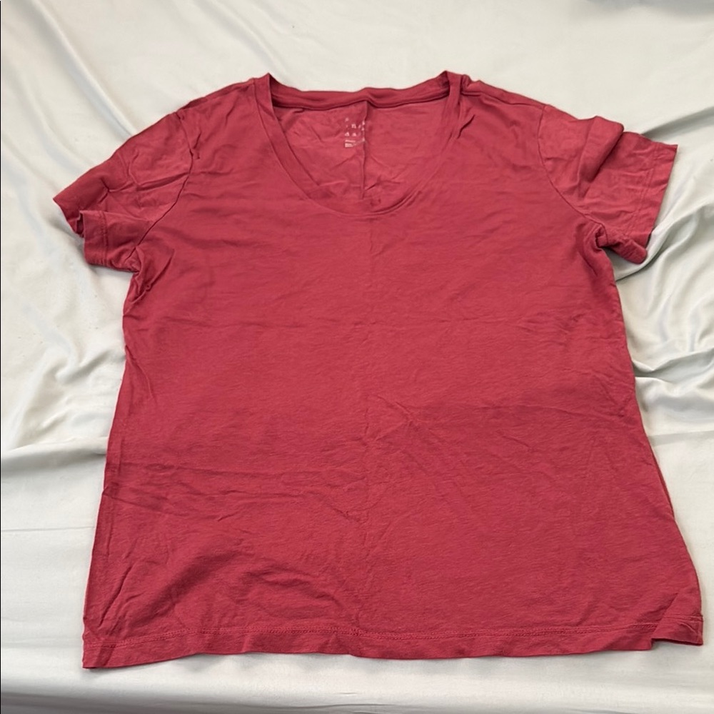 Women's Burgandy V-Neck T-Shirt